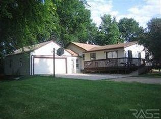 1186 131st St, Luverne, MN 56156