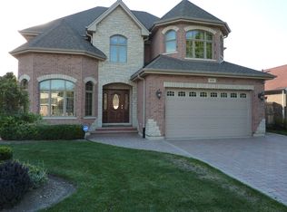 4412 Grace St, Schiller Park, IL