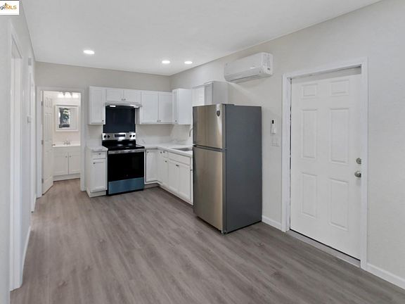 4th image of 1606 Viera Ave #B