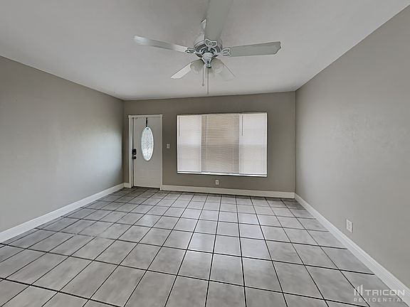 3rd image of 2421 SW 50th Ter