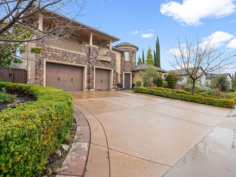 1st image of 652 Glen Mady Way