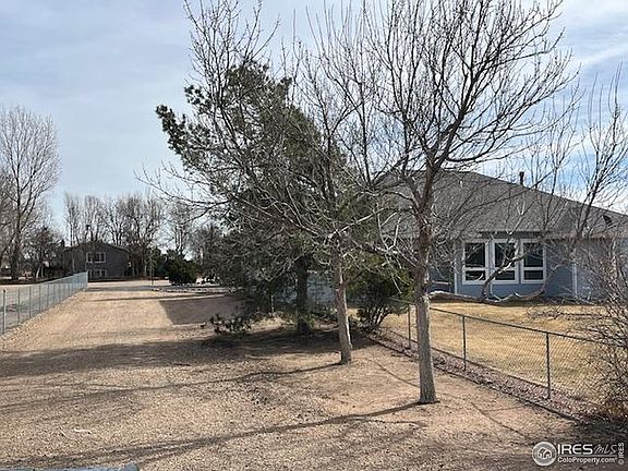 4th image of 2145 Bluebell Ave
