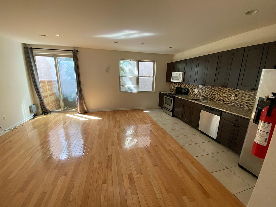 1st image of 408 N Wiota St #1