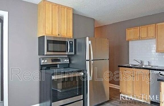 3rd image of 6113 Nicollet Ave