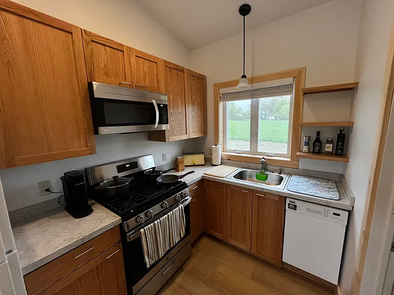 180 Lounsbery Rd #2 — Photo 2
