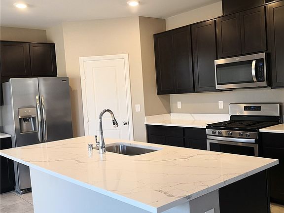 4th image of 5330 Boschetto St