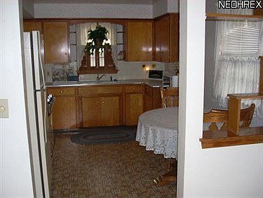 5th image of 677 N Schenley Ave