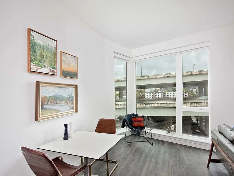 Oro Apartments — Photo 5
