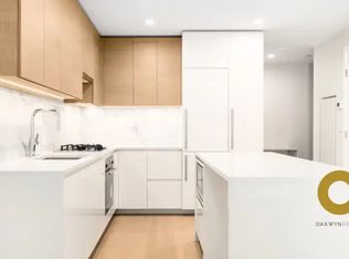 2186 Gilmore Ave N #906, Burnaby, BC