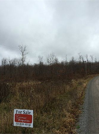 2nd image of 1403 Gregory Rd