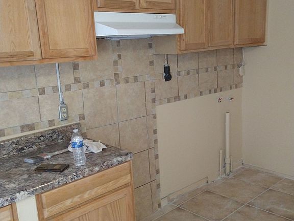 5th image of 280 Stockton Dr
