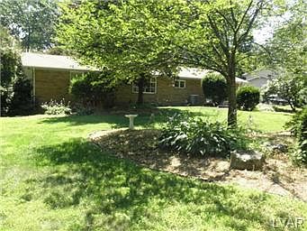 4th image of 1361 Woodland Cir