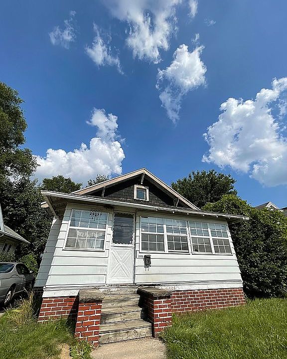 1st image of 3034 Haughton Dr