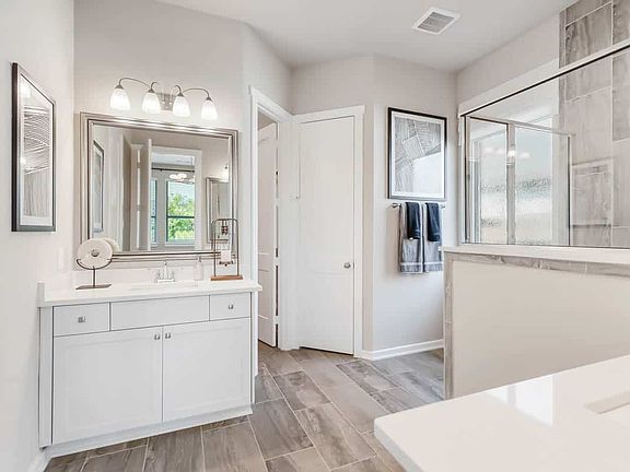 HOU-ChesmarHomes-Oakely-Meridiana-15-of-47.jpg
