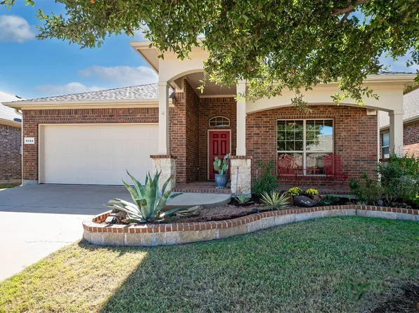 4564 Fern Valley Dr, Fort Worth, TX 76244