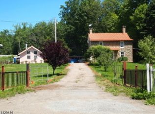 110 Van Syckels Rd, Hampton, NJ 08827