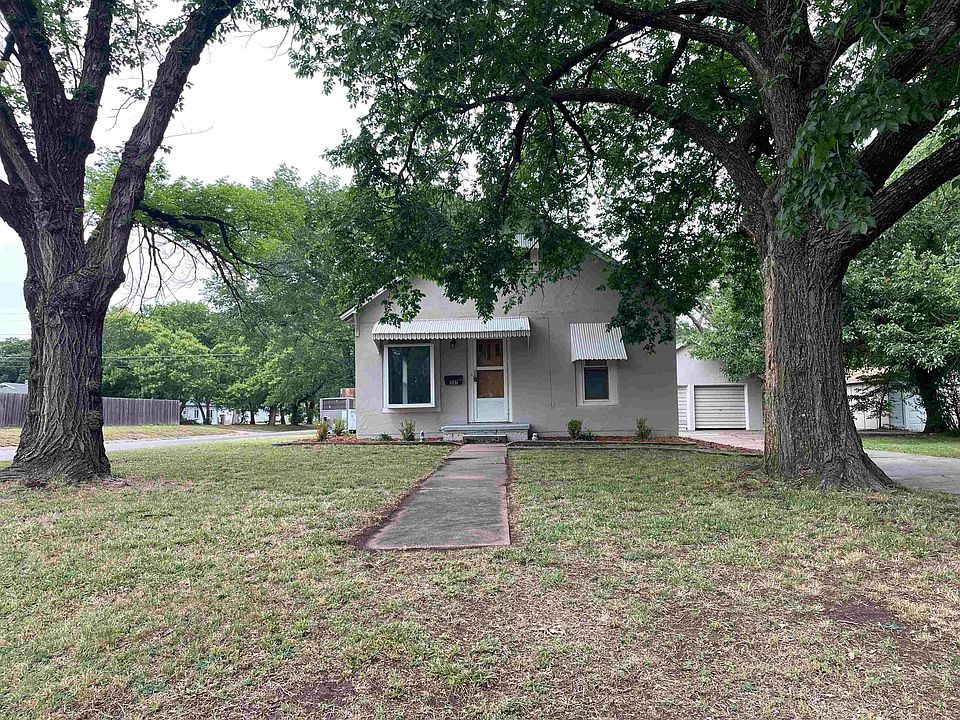 1st image of 1031 N Jefferson Ave