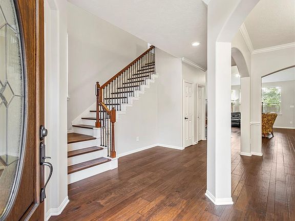 3rd image of 17310 Scotts Bluff Ct