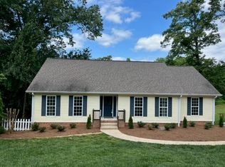 6431 Bayshore Dr, Harrison, TN 37341