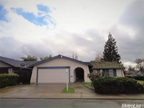 2612 Star Oak Ct, Modesto, CA 95355