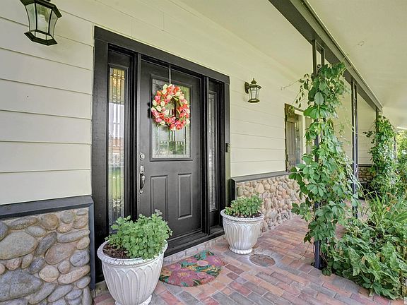 4th image of 1260 Jodi Ct