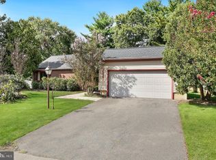 15591 Peach Walker Dr, Bowie, MD 20716