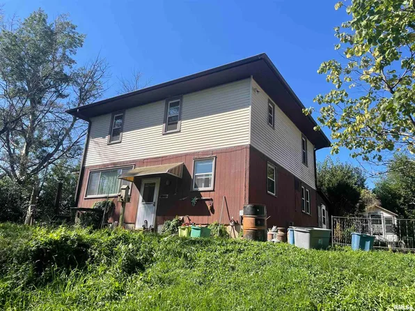 3868 170th St, Bryant, IA 52727