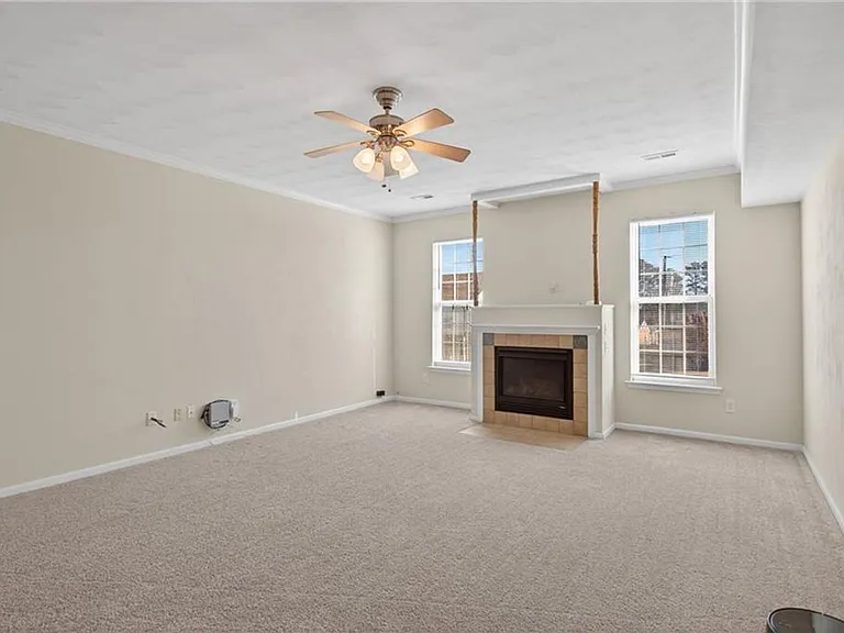8125 Redmon Rd #B — Photo 11