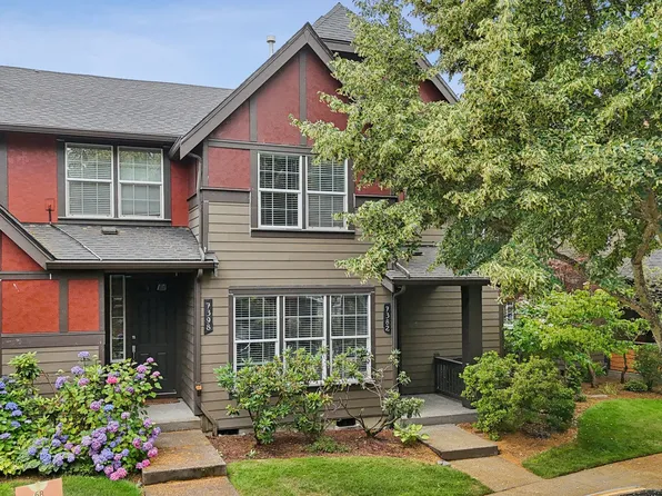 7382 NE Stonewater St, Hillsboro, OR 97124