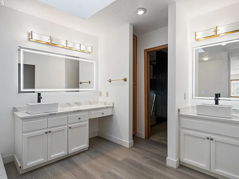 13187 NW Burton St — Photo 31