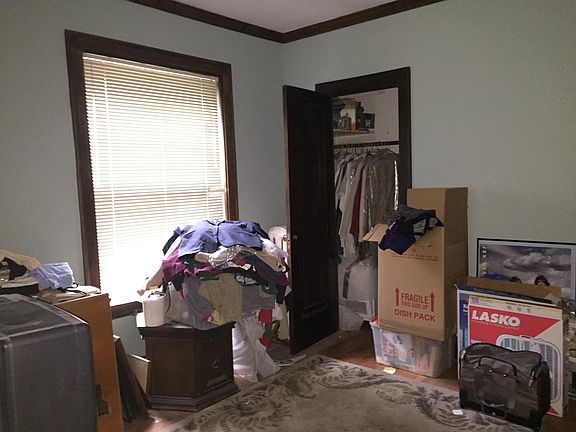 5th image of 726 Hinman Ave