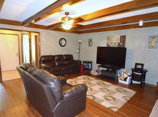 713 N Briarcliff Dr, Moore, OK 73170