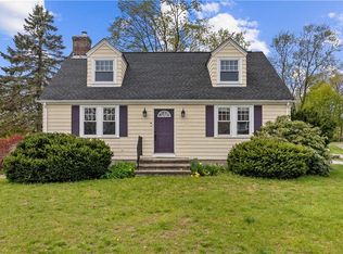 1 Garfield Ave, Rumford, RI 02916