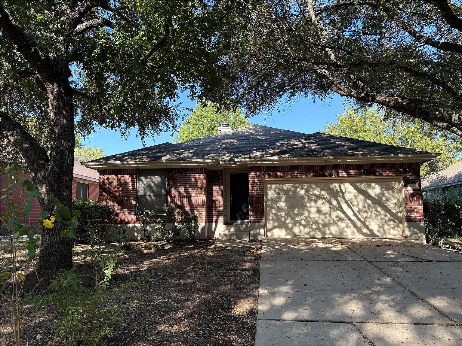 3 bed, 2.0 bath, 1620 sqft, $1,850 — Photo 1