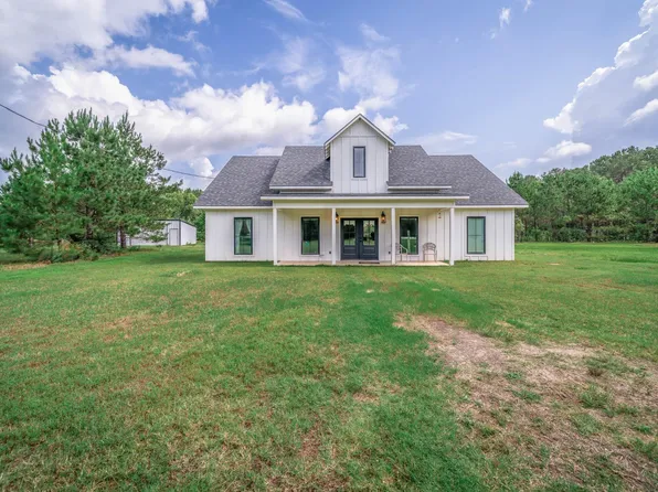 7761 Fm 31 S, Carthage, TX 75633