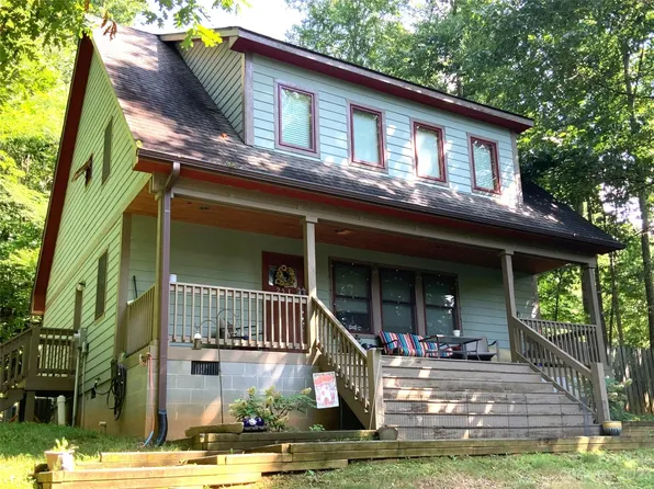 253 Newberry Dr, Fletcher, NC 28732