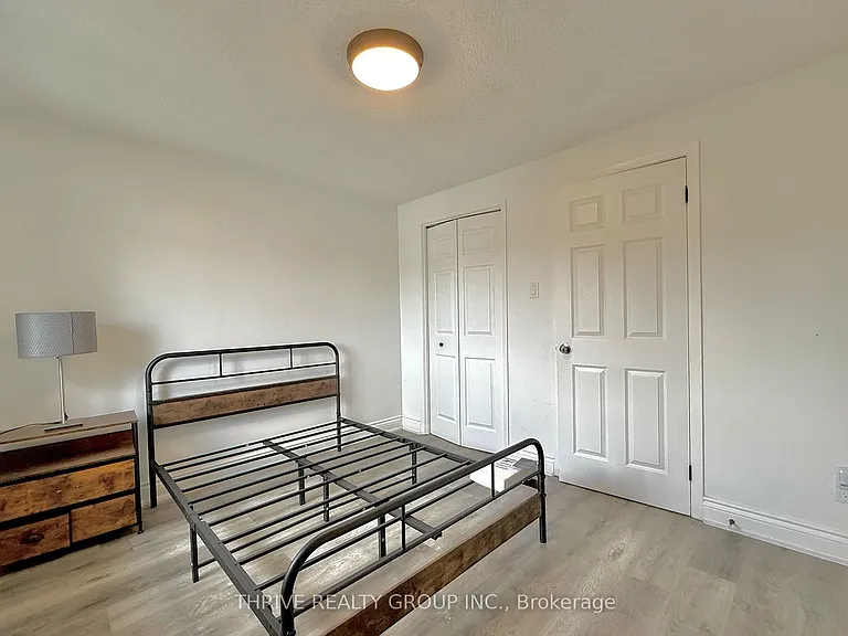1919 Trafalgar St #49 — Photo 10