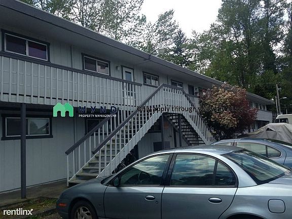 5th image of 12517 47th Ave SW APT 13