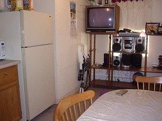 2nd image of 1533 Hurlingham Way