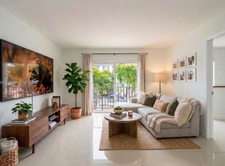 Sunset Villas, Miami, FL 33126