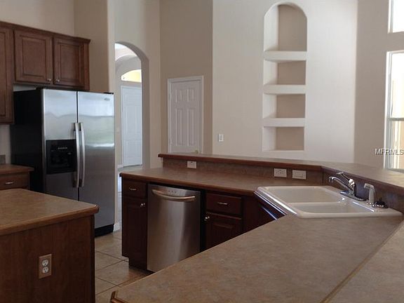 5th image of 13048 Sandy Pine Ln