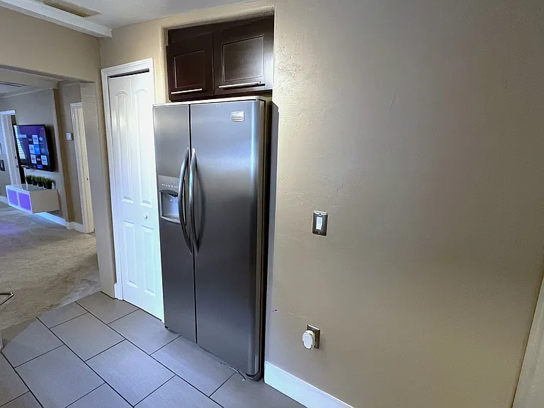 356 Jefferson St — Photo 10