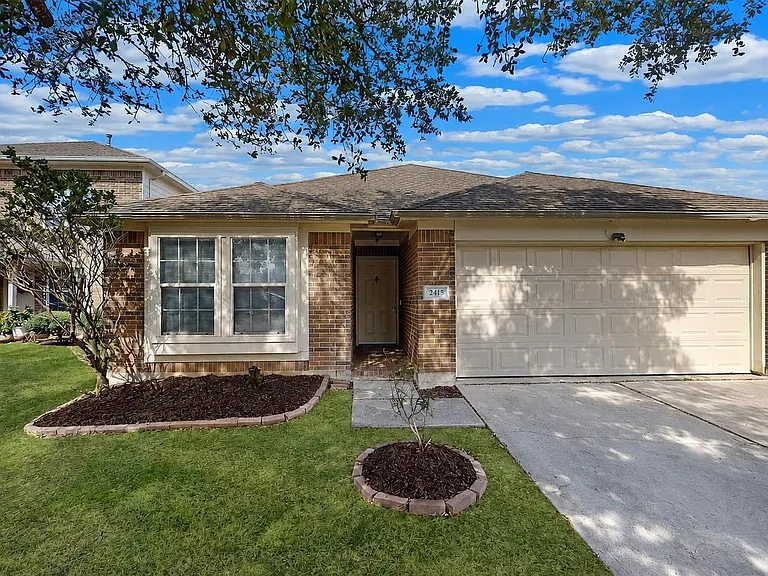2415 Montana Blue Dr — Photo 2
