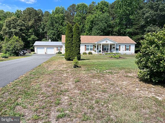2nd image of 2407 Hunting Quarter Rd