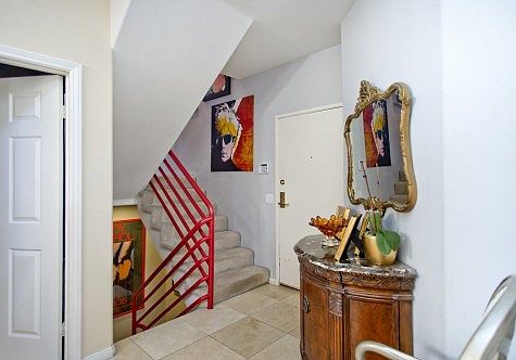 3rd image of 1825 S Beverly Glen Blvd APT 405