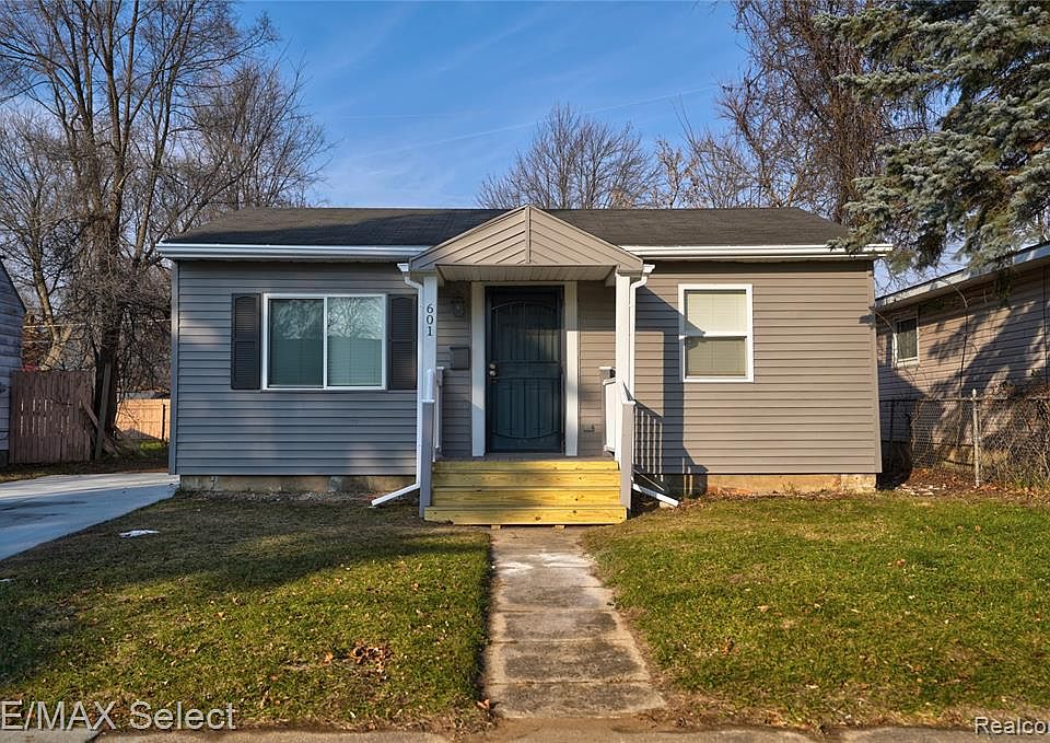 1st image of 601 McKeighan Ave