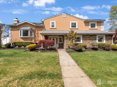 95 Calvert Ave E, Edison, NJ, 08820