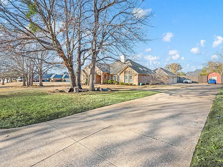 1000 Raven Bend Ct — Photo 5