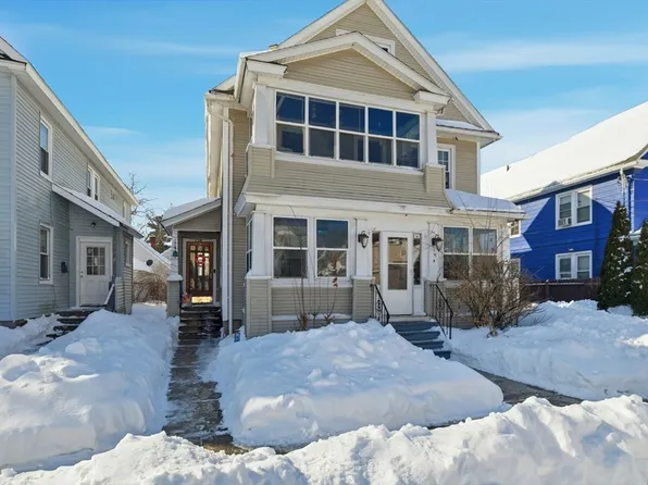 134-136 Woodlawn St, Springfield, MA 01108