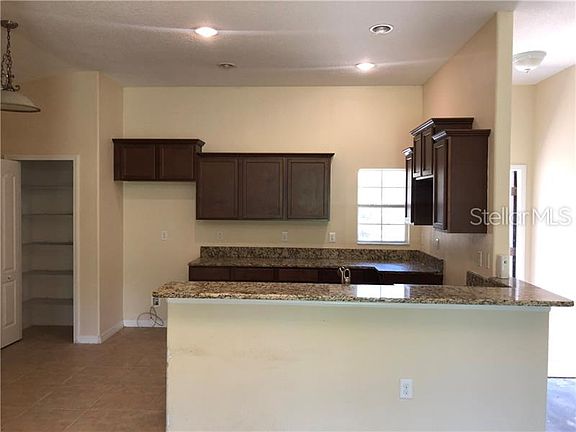 3rd image of 517 Laguna Mill Dr